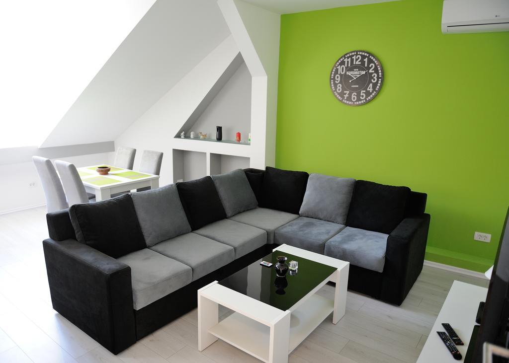 Apartment Vatra SJJ Eksteriør billede