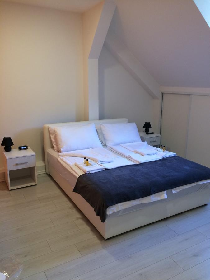 Apartment Vatra SJJ Eksteriør billede