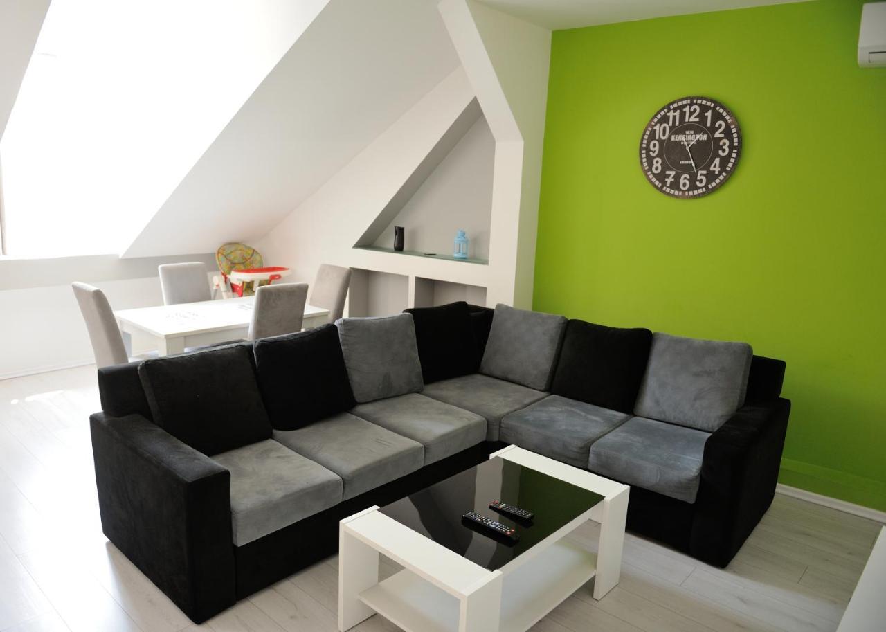 Apartment Vatra SJJ Eksteriør billede